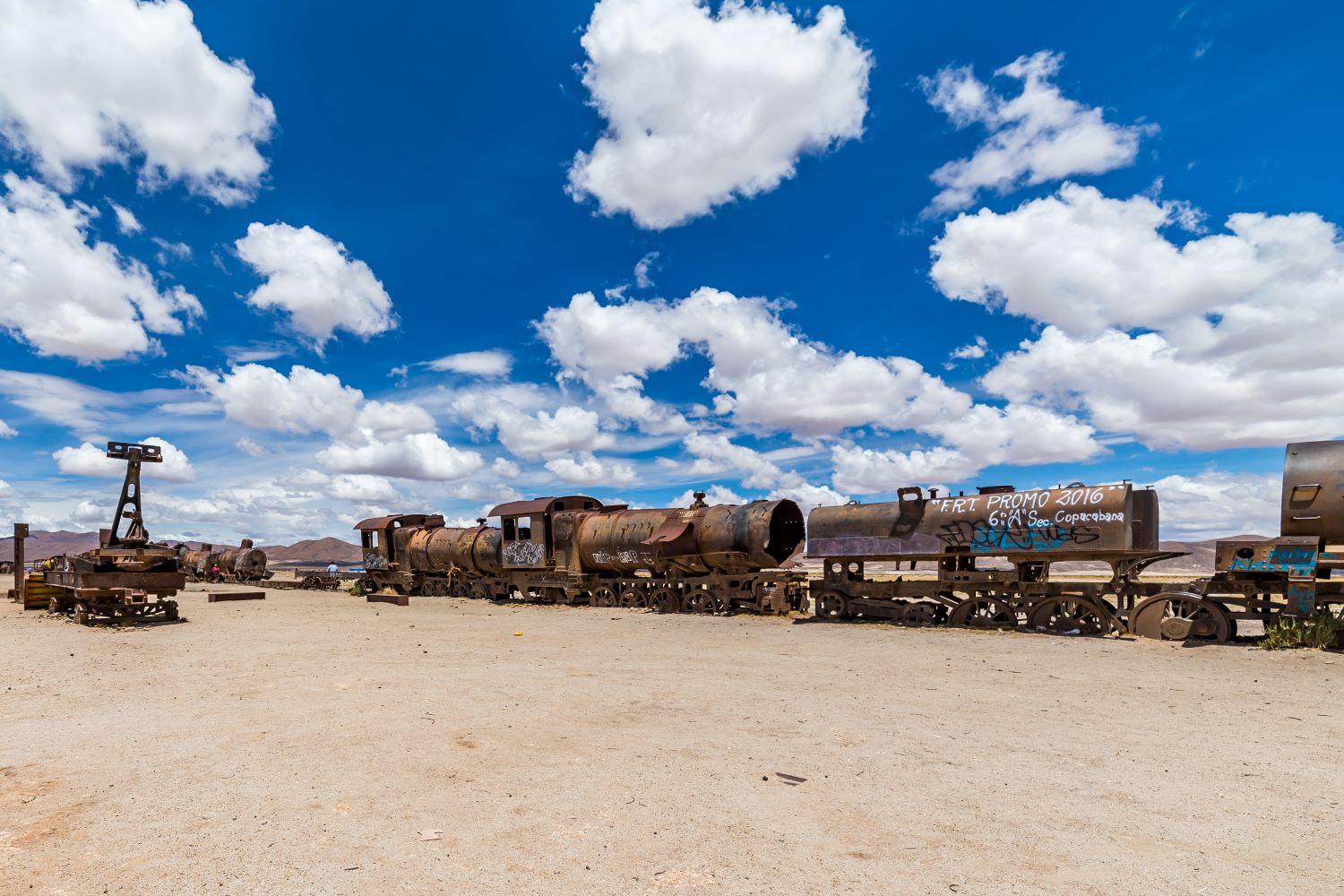 Bolivia - Cimitero dei Treni - Tuttaltromondo