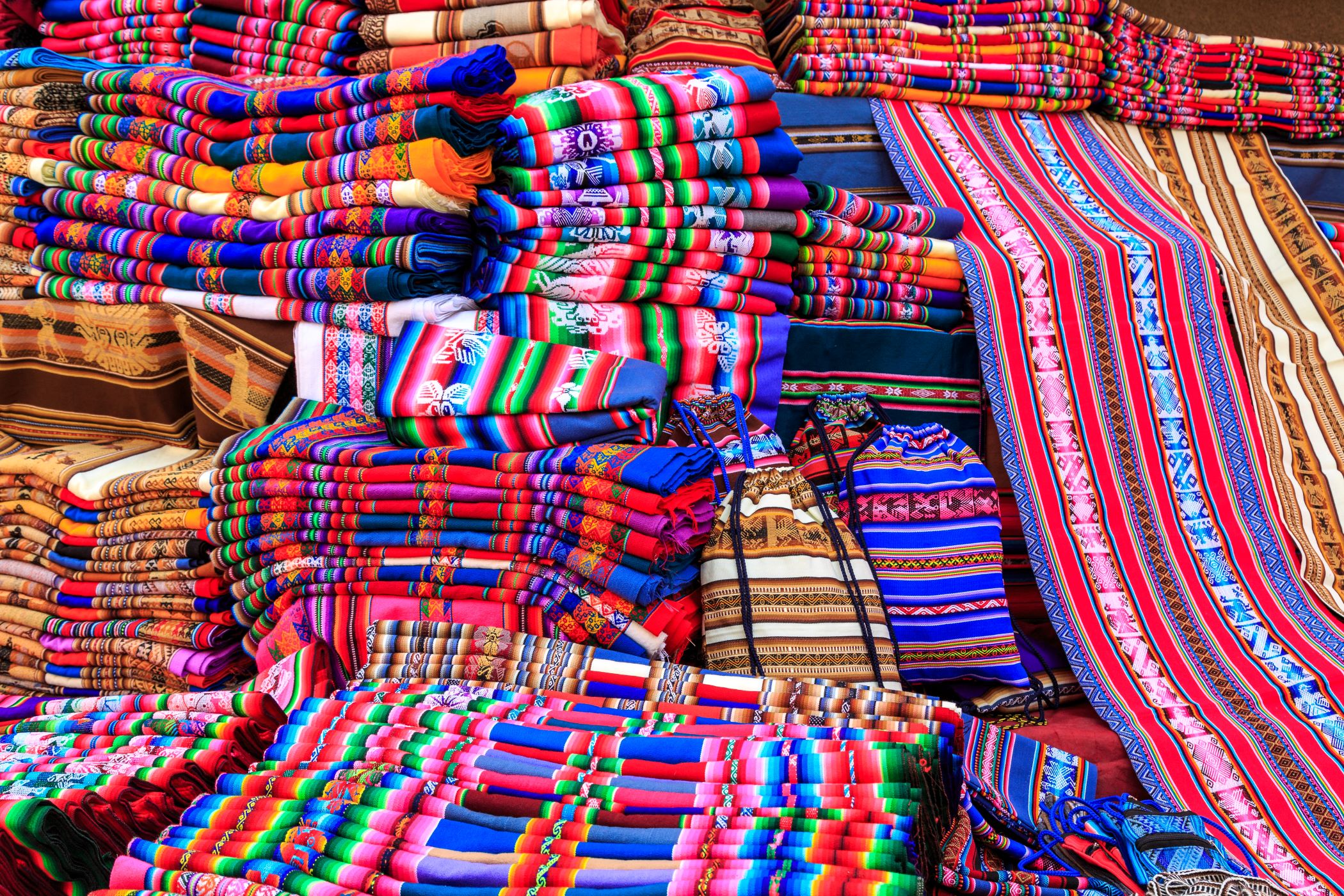 Bolivia - Tarabuco - mercato - Tuttaltromondo