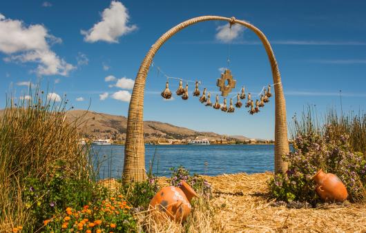 LAGO TITICACA ARCO TOTORA Perù - Tuttaltromondo